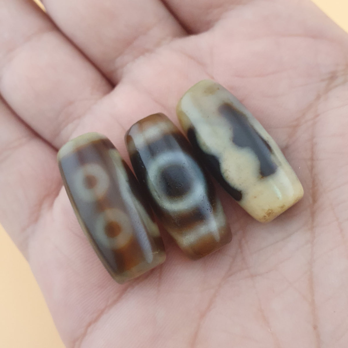 Lot de 3 agates tibétaines vintage de l'Himalaya à motif rare