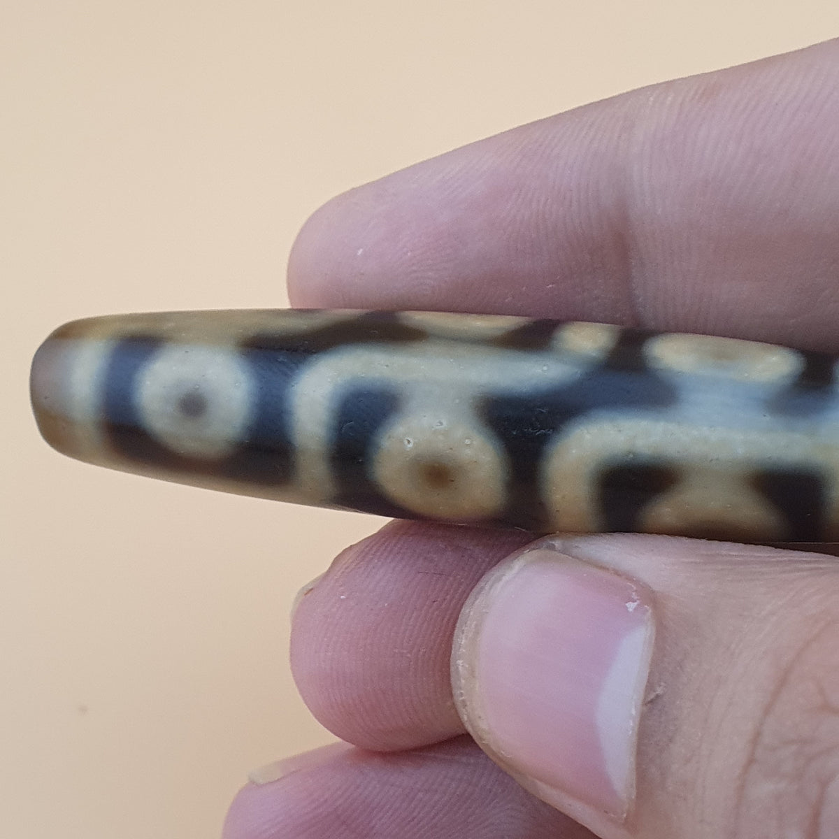Vintage Himalayan 9 Eyes Tibetan Agate Dzi Bead Amulet