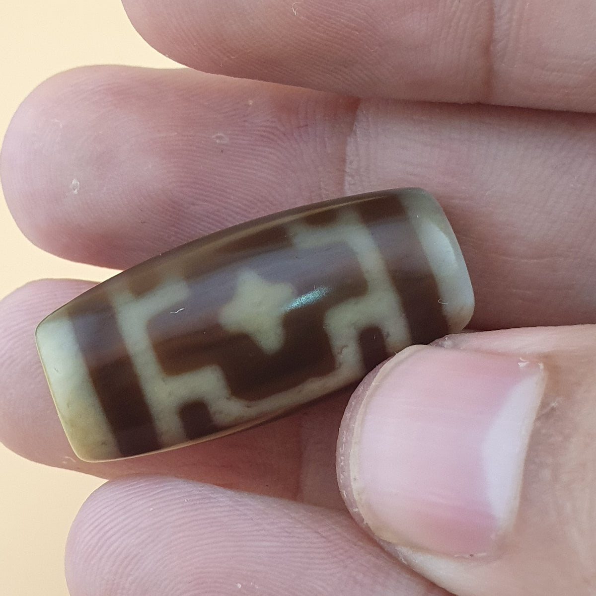 Lot vintage de 3 amulettes Dzi tibétaines en agate de l'Himalaya
