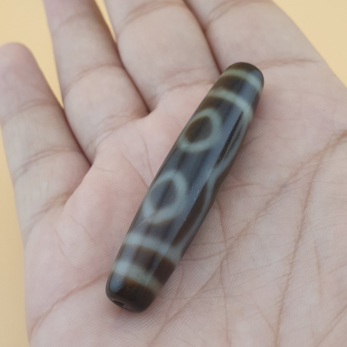 Amulette perle Dzi agate tibétaine de l'Himalaya vintage à 4 yeux