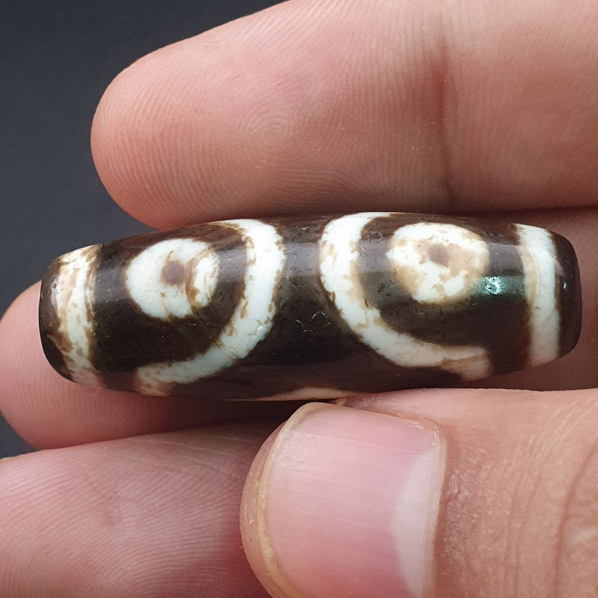 Amulette tibétaine ancienne rare en perle Dzi d'agate à motif 3 yeux