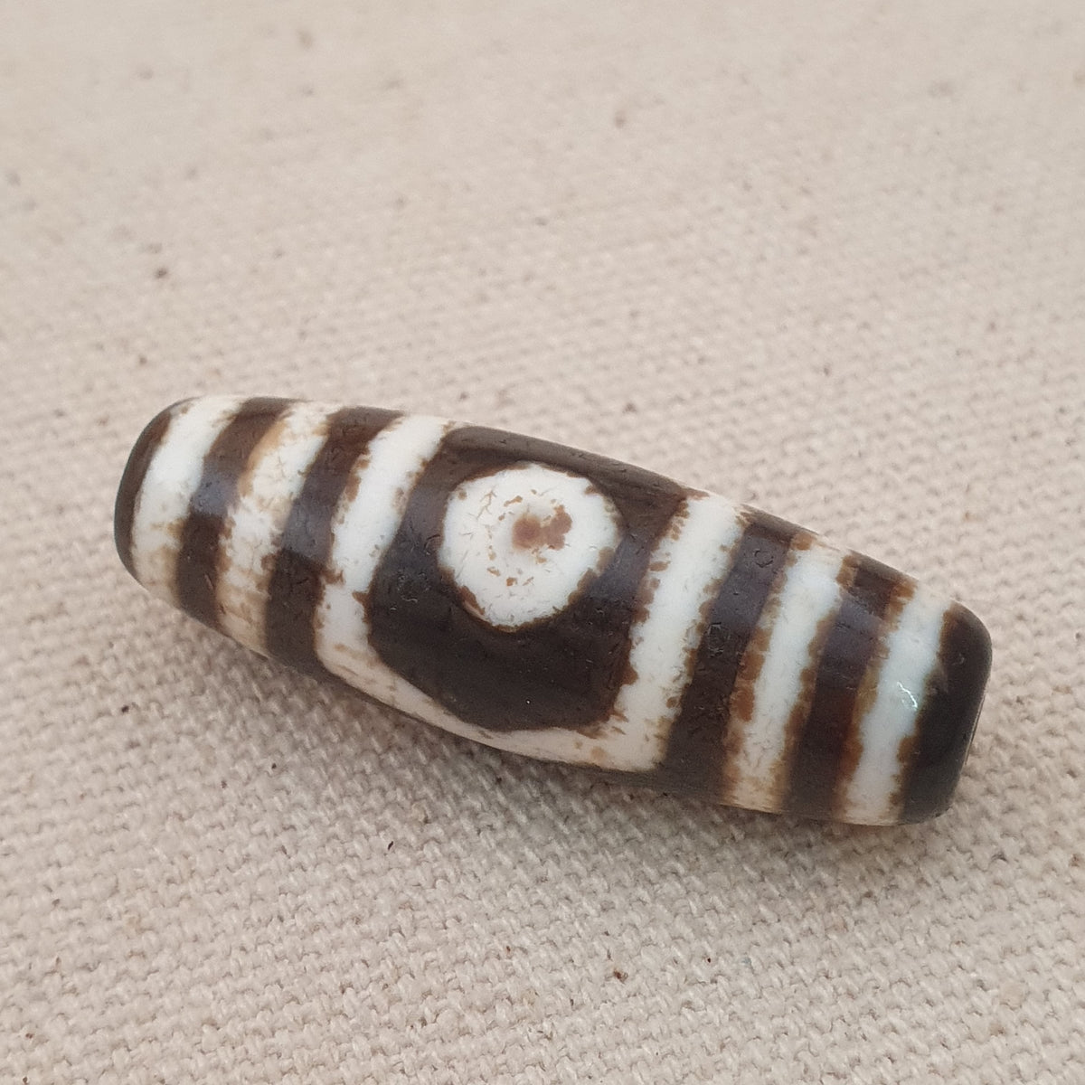 Amulette tibétaine ancienne rare en perle Dzi d'agate à motif 3 yeux