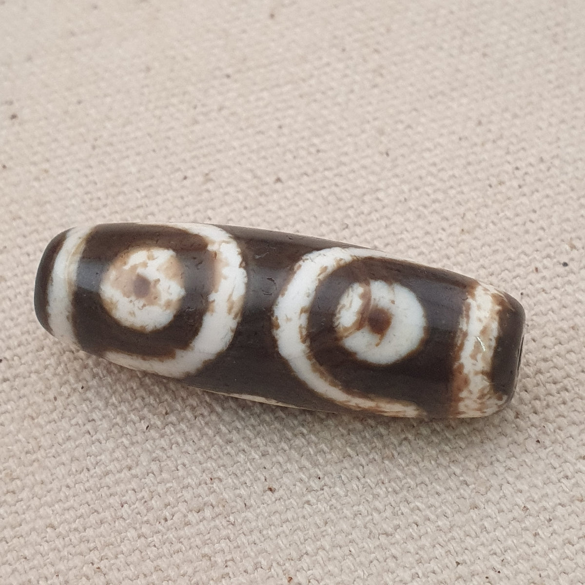 Amulette tibétaine ancienne rare en perle Dzi d'agate à motif 3 yeux