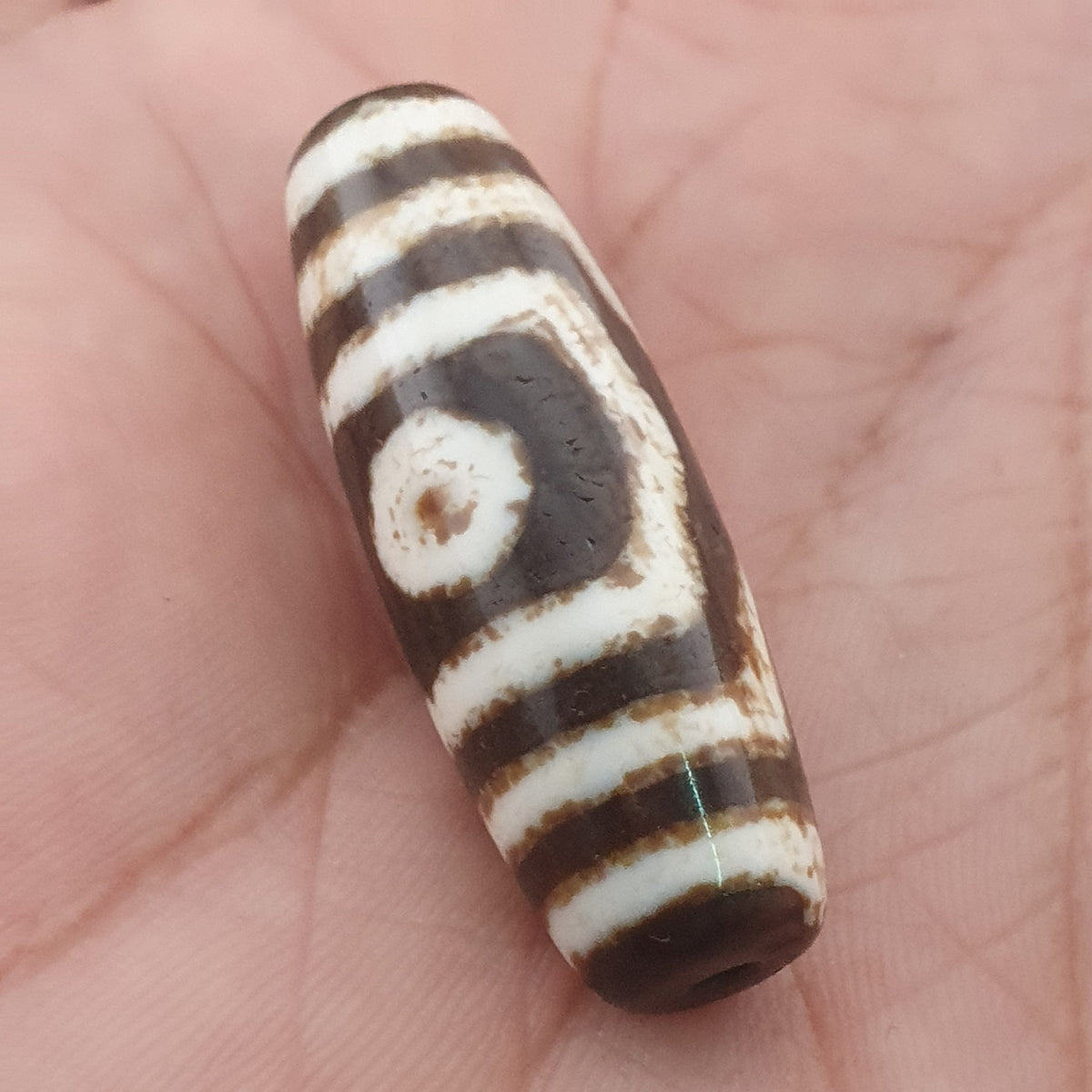 Amulette tibétaine ancienne rare en perle Dzi d'agate à motif 3 yeux