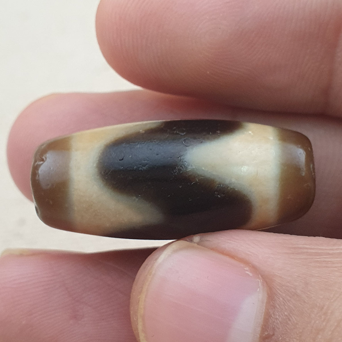 Lot de 2 amulettes perles agates du Tibet/Himalaya vintage ZigZag