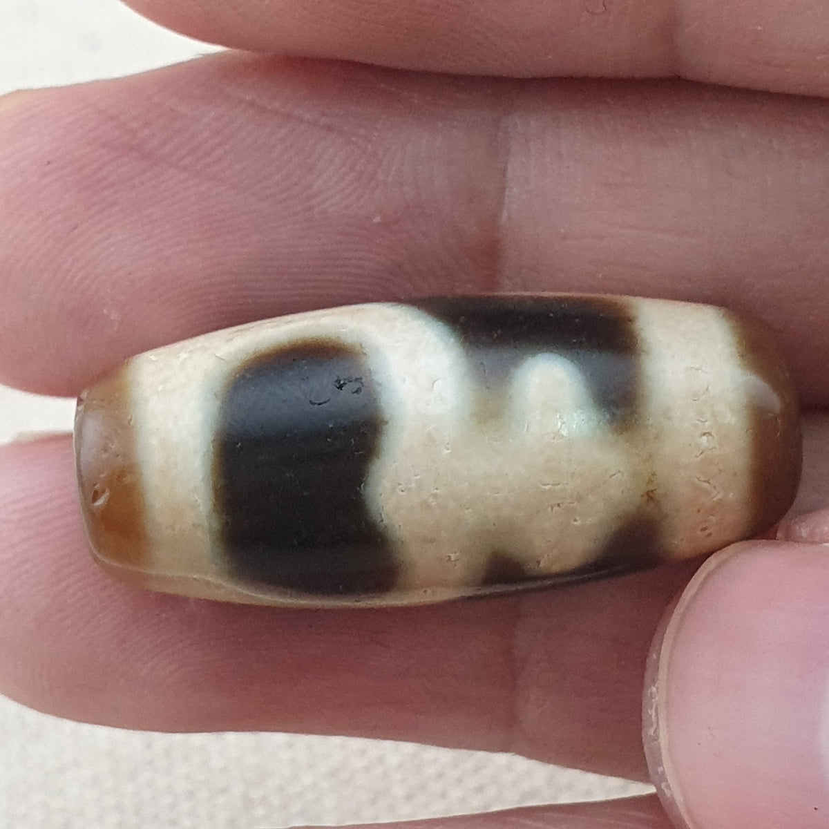 Rare Tibetan Treasure Vase Pattern Dzi Agate Bead Vintage Himalayan Amulet