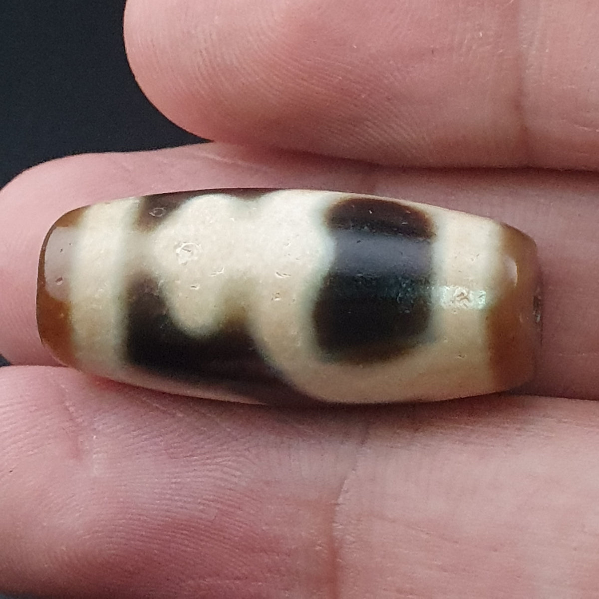 Rare Tibetan Treasure Vase Pattern Dzi Agate Bead Vintage Himalayan Amulet