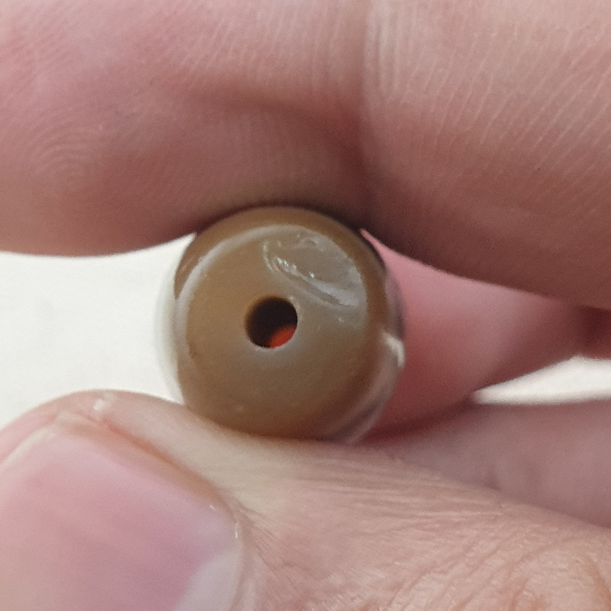 Amulette en perles d'agate tibétaine de l'Himalaya à motif de maillons de chaîne vintage
