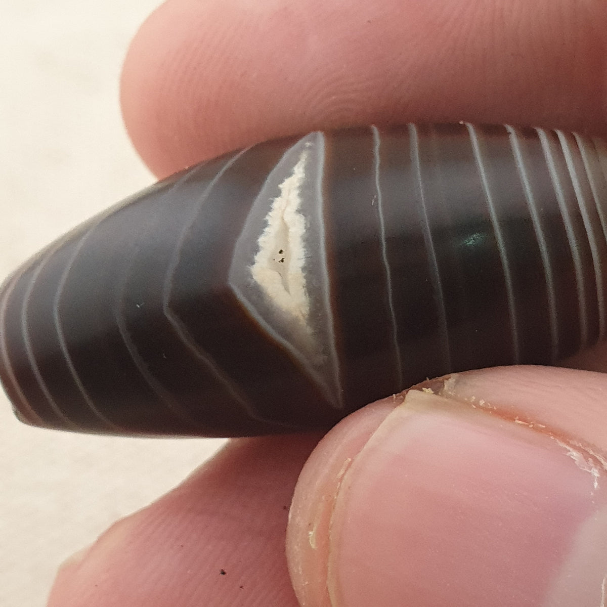 Rare Perle vintage en agate œil de Suleimani du Yémen Motif naturel Amulette