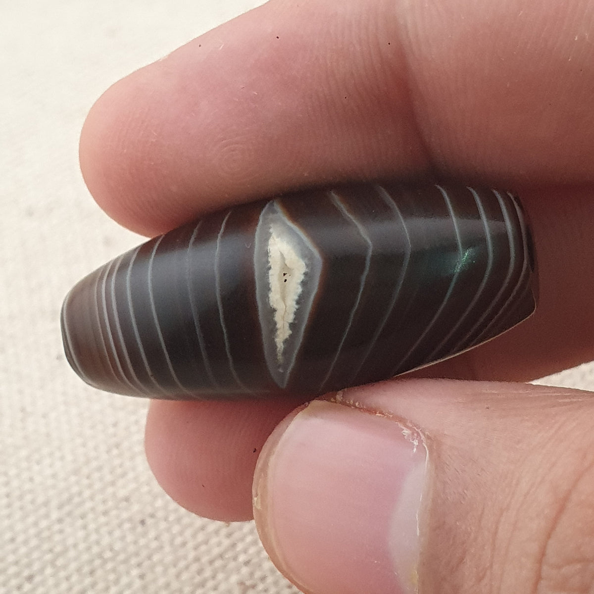 Rare Perle vintage en agate œil de Suleimani du Yémen Motif naturel Amulette