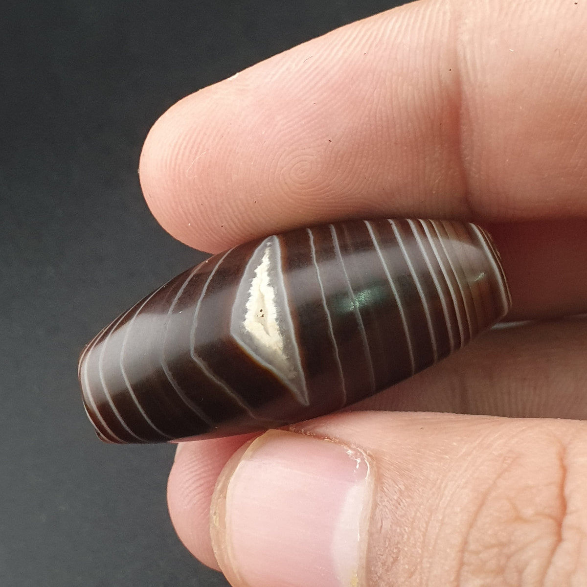 Rare Perle vintage en agate œil de Suleimani du Yémen Motif naturel Amulette