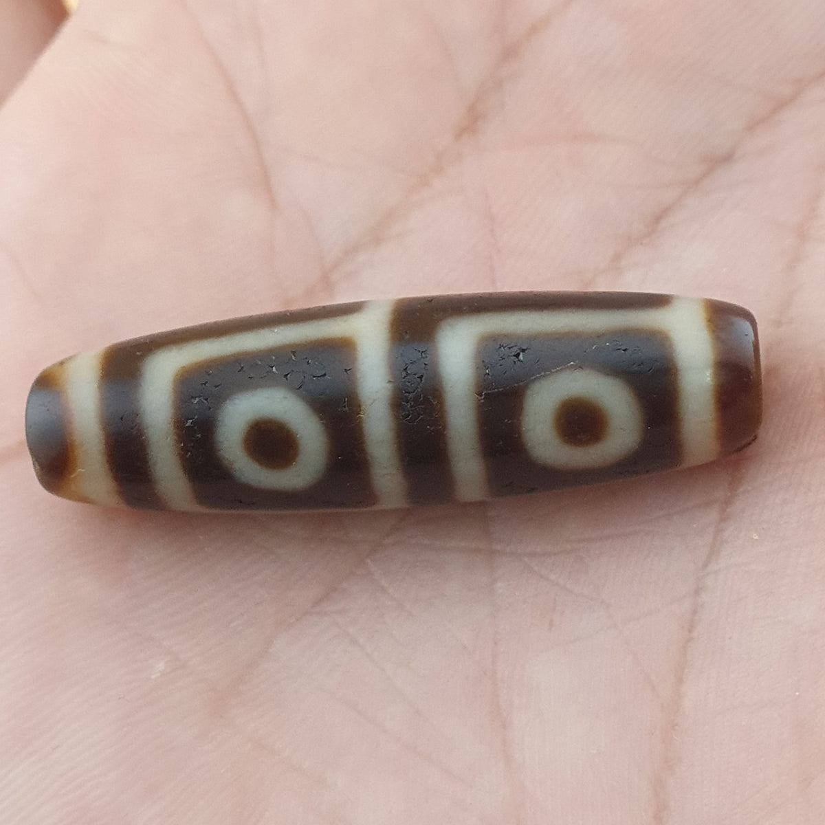 Amulette tibétaine ancienne perle Dzi en agate à 4 yeux de l'Himalaya