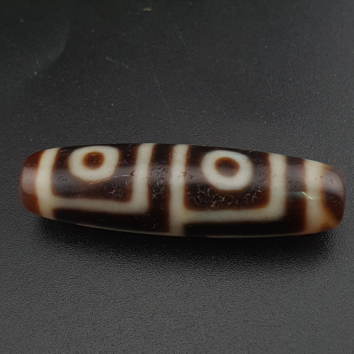 Amulette tibétaine ancienne perle Dzi en agate à 4 yeux de l'Himalaya