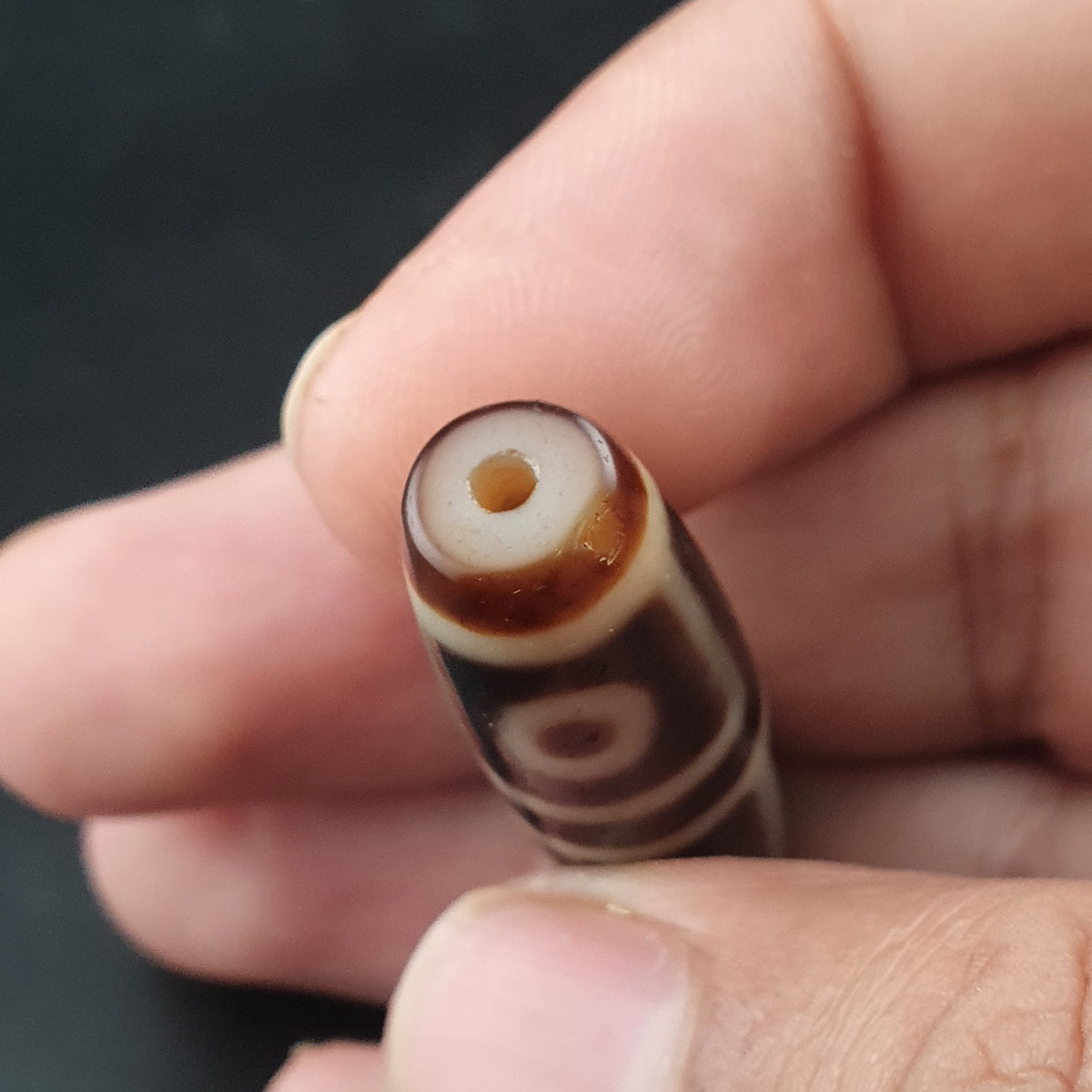 Amulette tibétaine ancienne perle Dzi en agate à 4 yeux de l'Himalaya