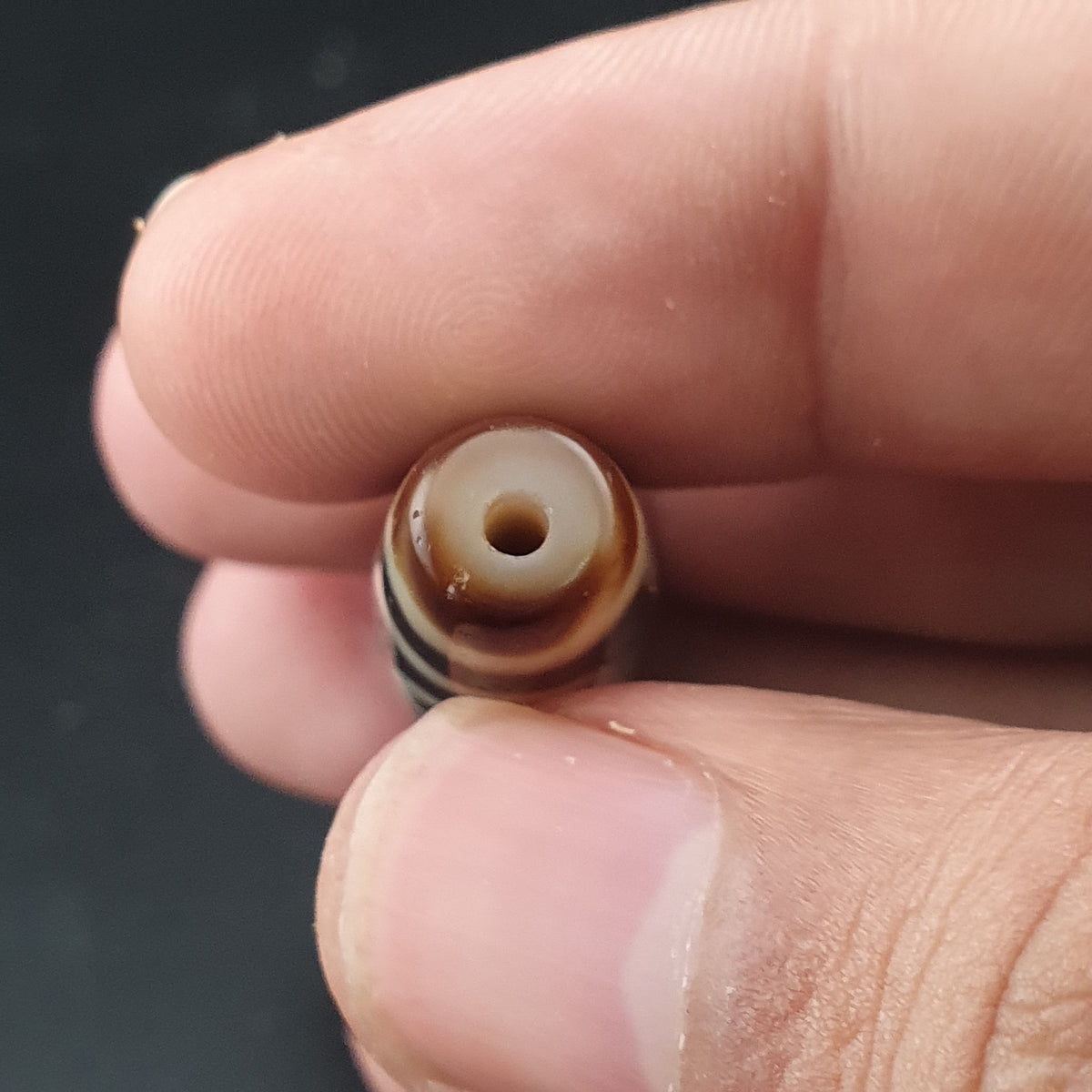 Amulette tibétaine ancienne perle Dzi en agate à 4 yeux de l'Himalaya