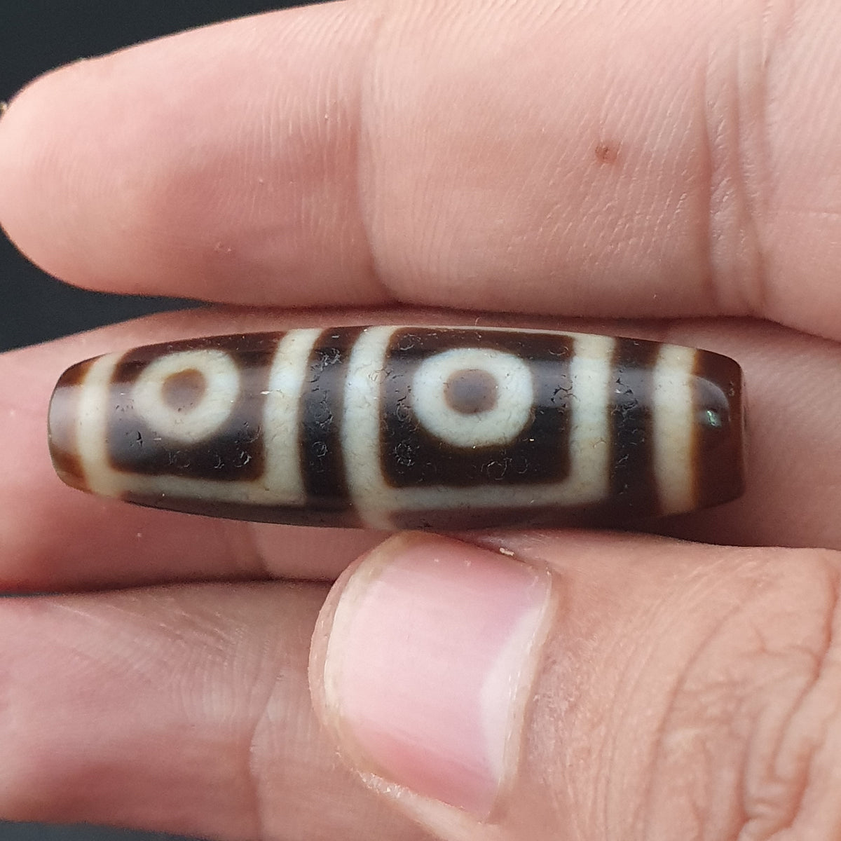 Amulette tibétaine ancienne perle Dzi en agate à 4 yeux de l'Himalaya
