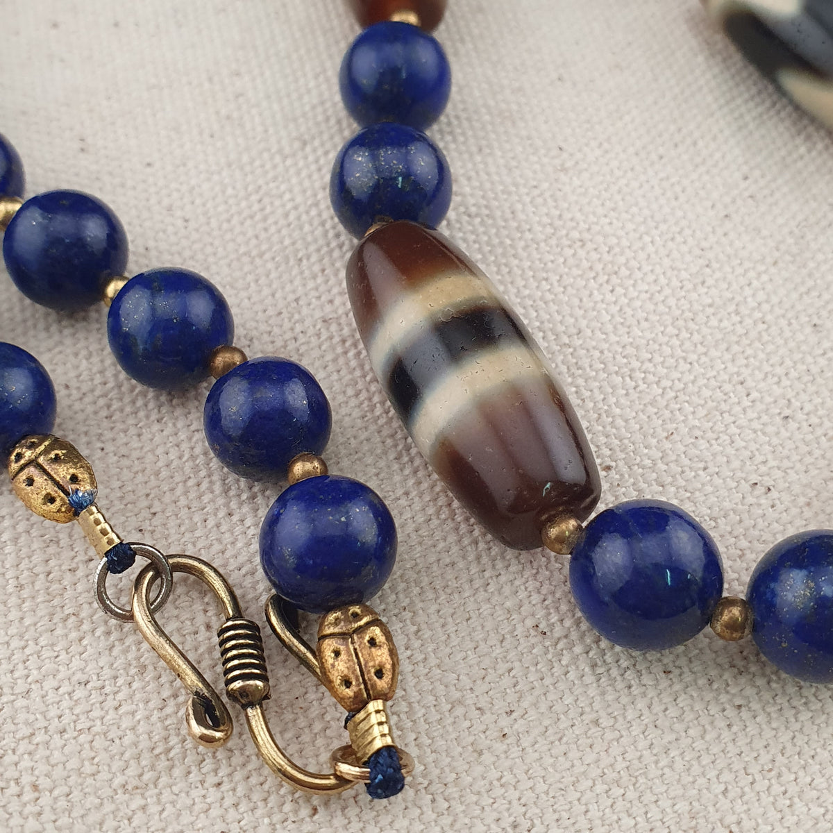 Collier en Agate, Lapis-Lazuli du Tibet, motif zigzag et rayures, style vintage