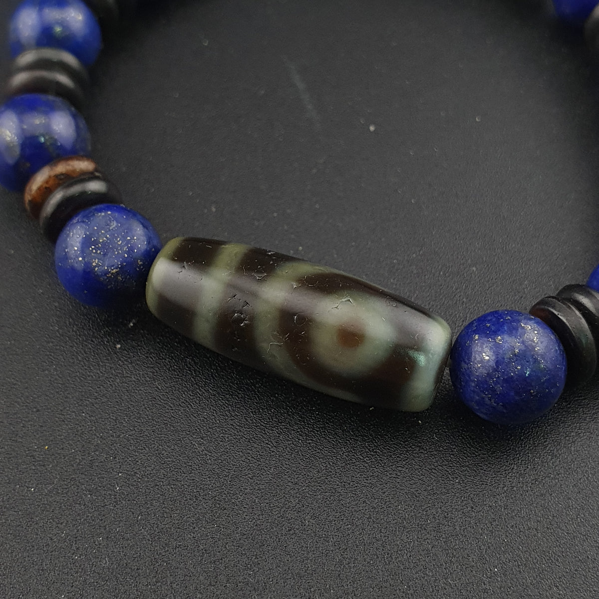 Bracelet perles agate himalayenne 2 yeux et lapis-lazuli vintage