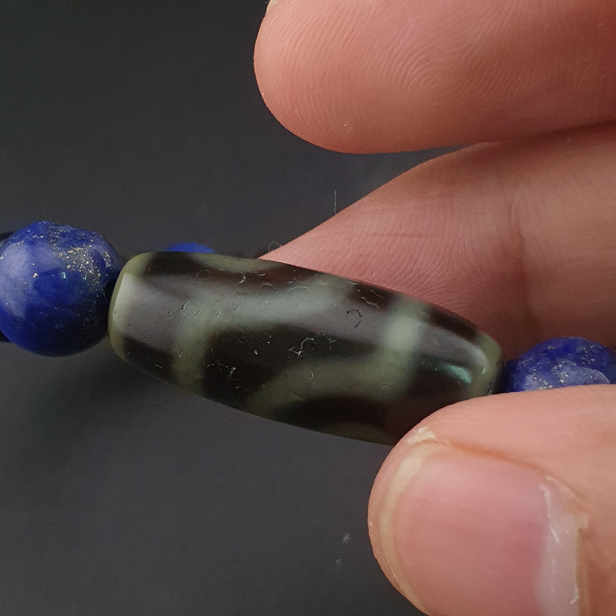 Bracelet perles agate himalayenne 2 yeux et lapis-lazuli vintage