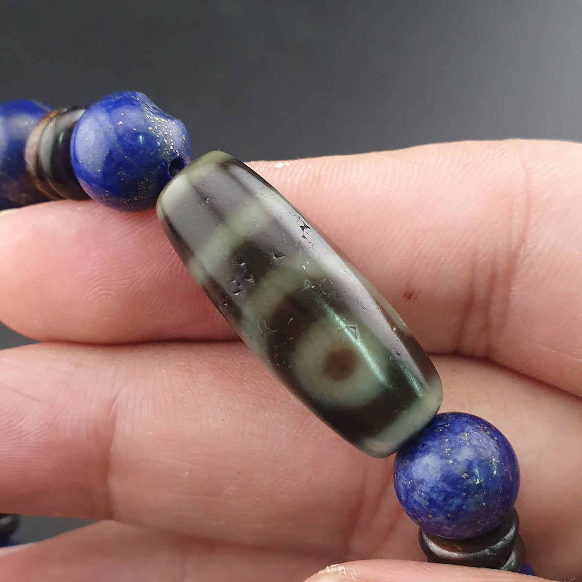 Bracelet perles agate himalayenne 2 yeux et lapis-lazuli vintage