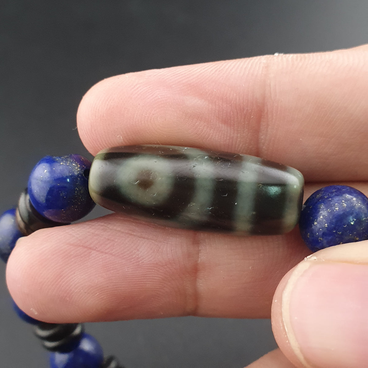 Bracelet perles agate himalayenne 2 yeux et lapis-lazuli vintage