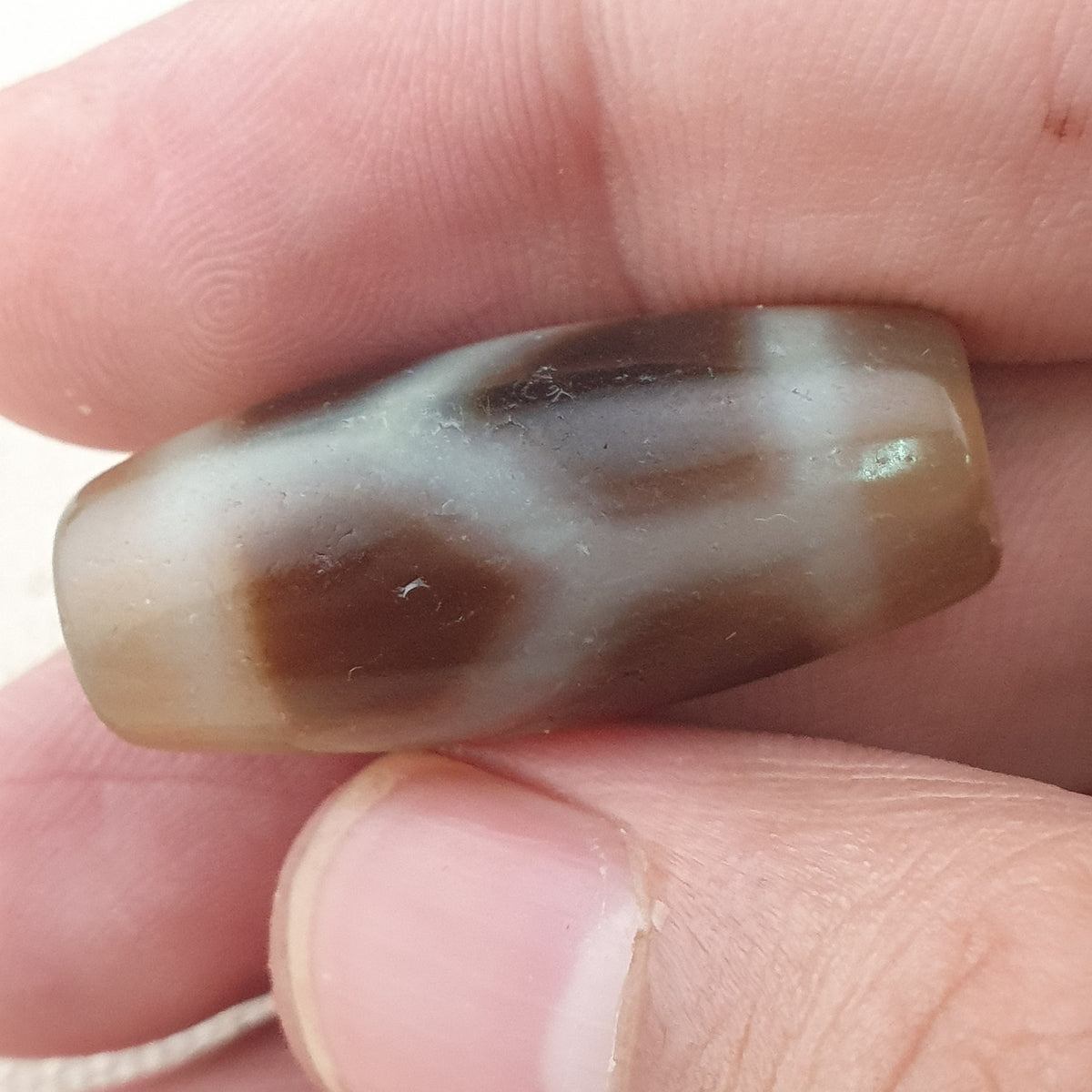 Vintage Himalayan Tibetan ChainLink Pattern Agate Dzi Bead Amulet