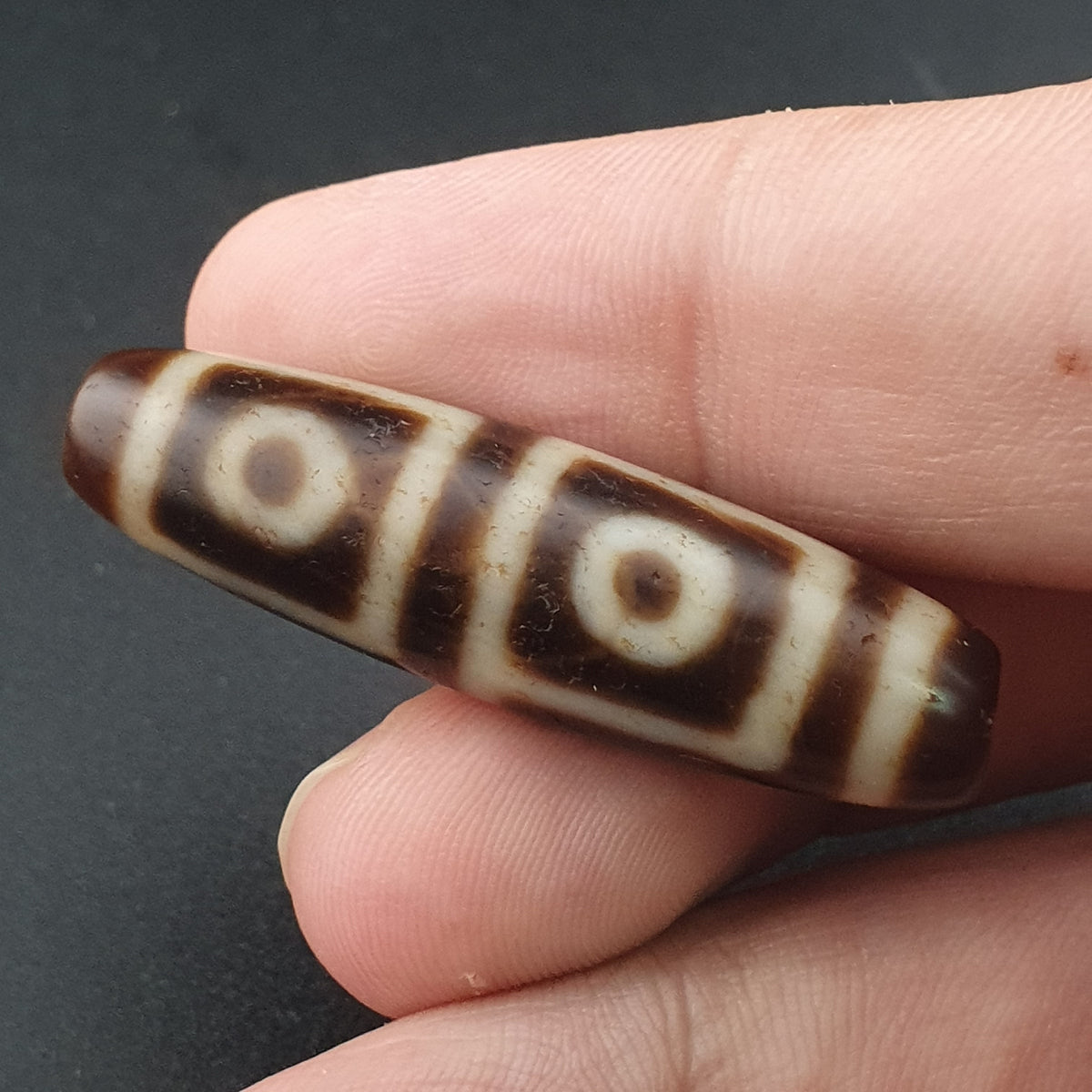 Antikes Himalaya-Tibetisches 4-Augen-Achat-Dzi-Perlen-Amulett