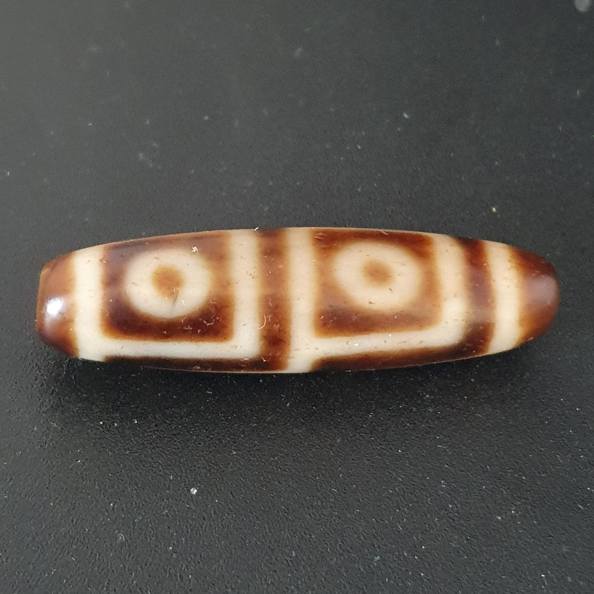 Antique Himalayan Tibetan 4 Eyes Agate Dzi Bead Amulet