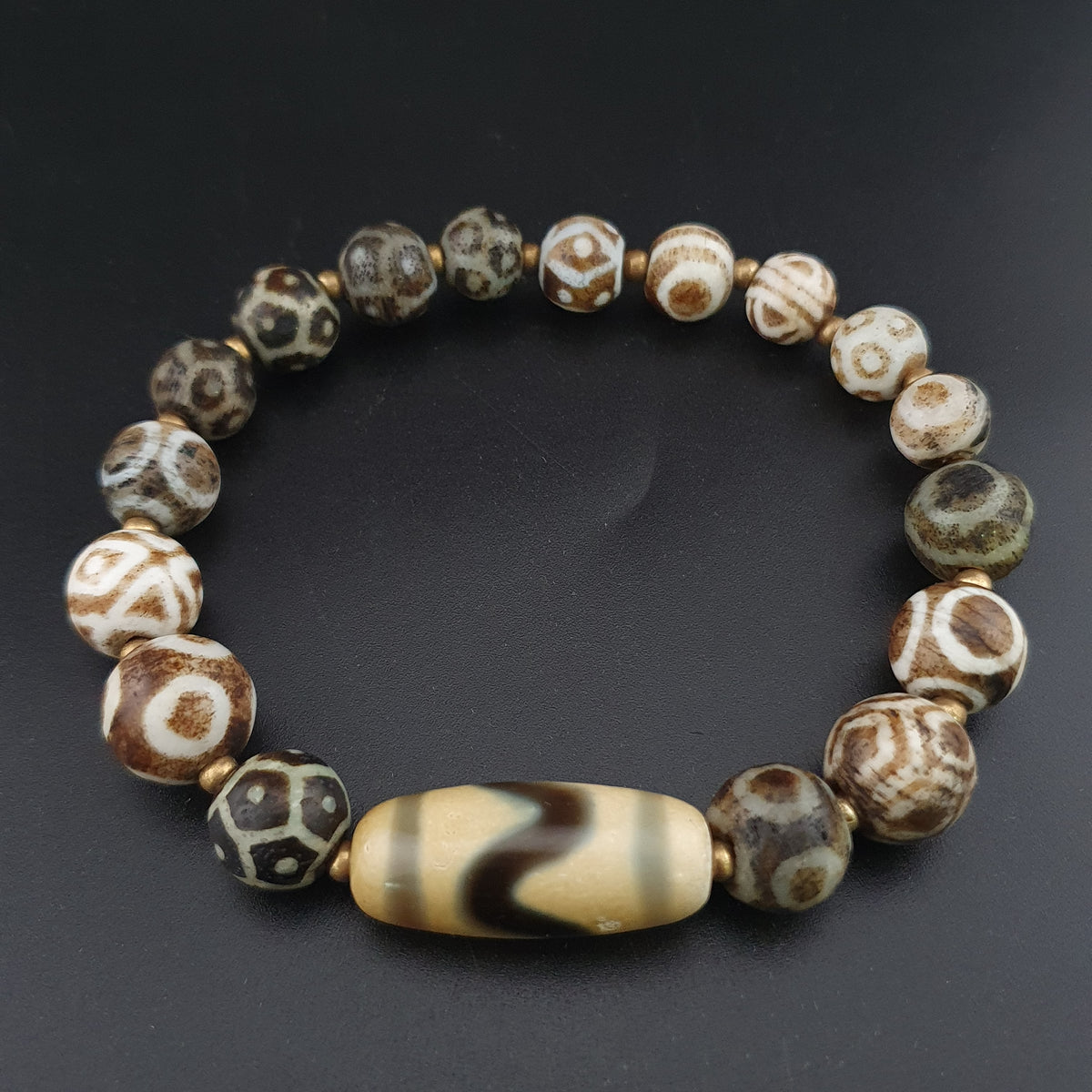 Antikes burmesisches Pumtek-Pyu- & Zickzackmuster-Himalaya-Achat-Perlenarmband