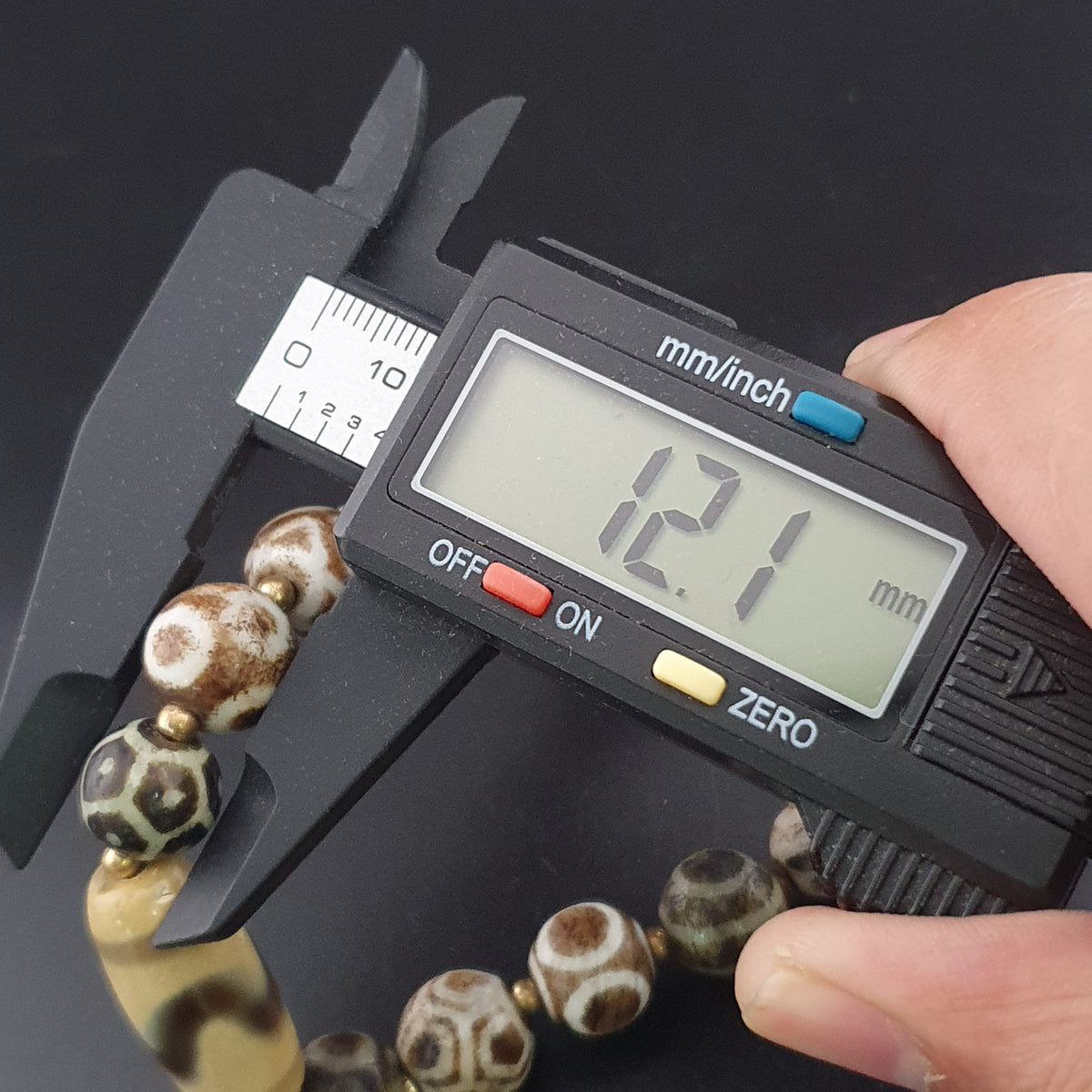 Antikes burmesisches Pumtek-Pyu- & Zickzackmuster-Himalaya-Achat-Perlenarmband