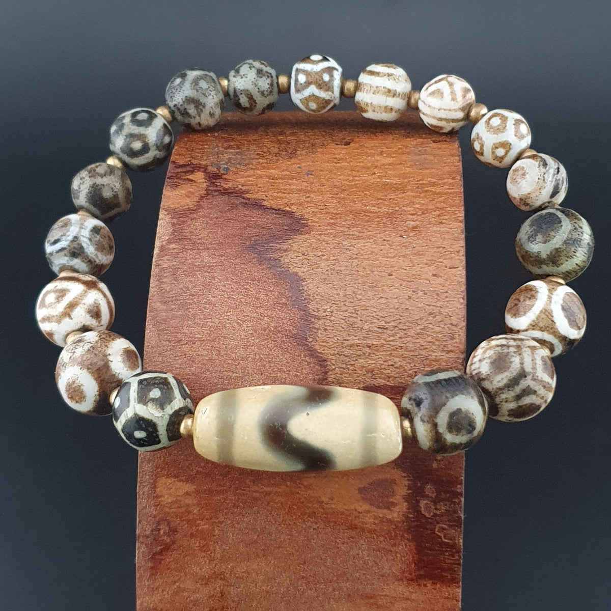 Antikes burmesisches Pumtek-Pyu- & Zickzackmuster-Himalaya-Achat-Perlenarmband