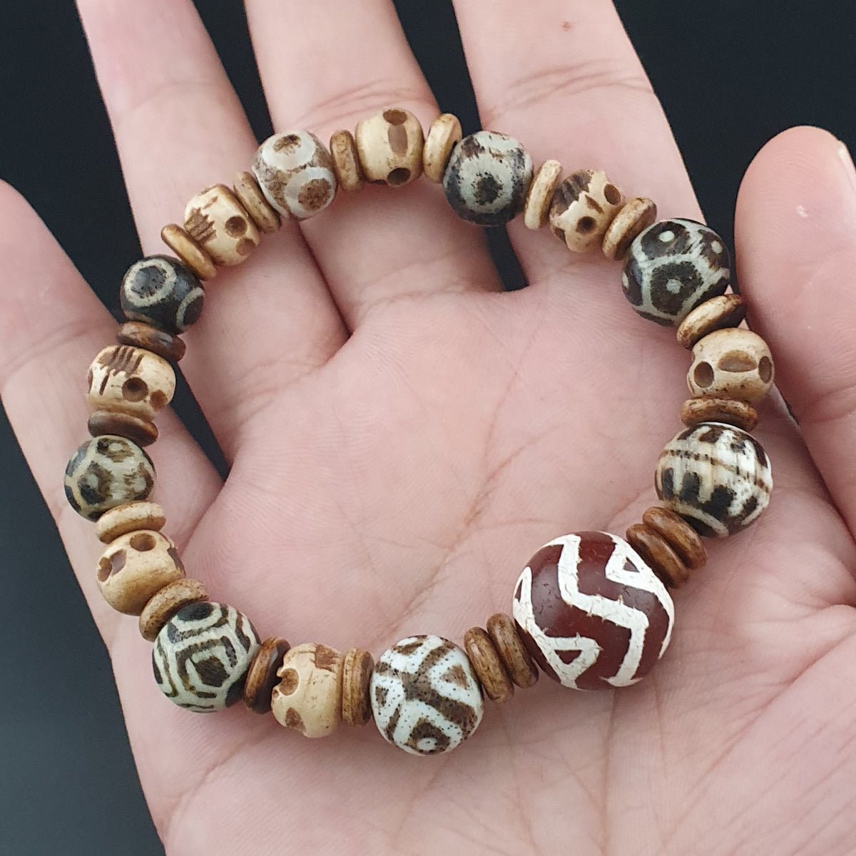 Armband mit antiken, geätzten Karneol-Achat- und Pumtek-Pyu-Perlen