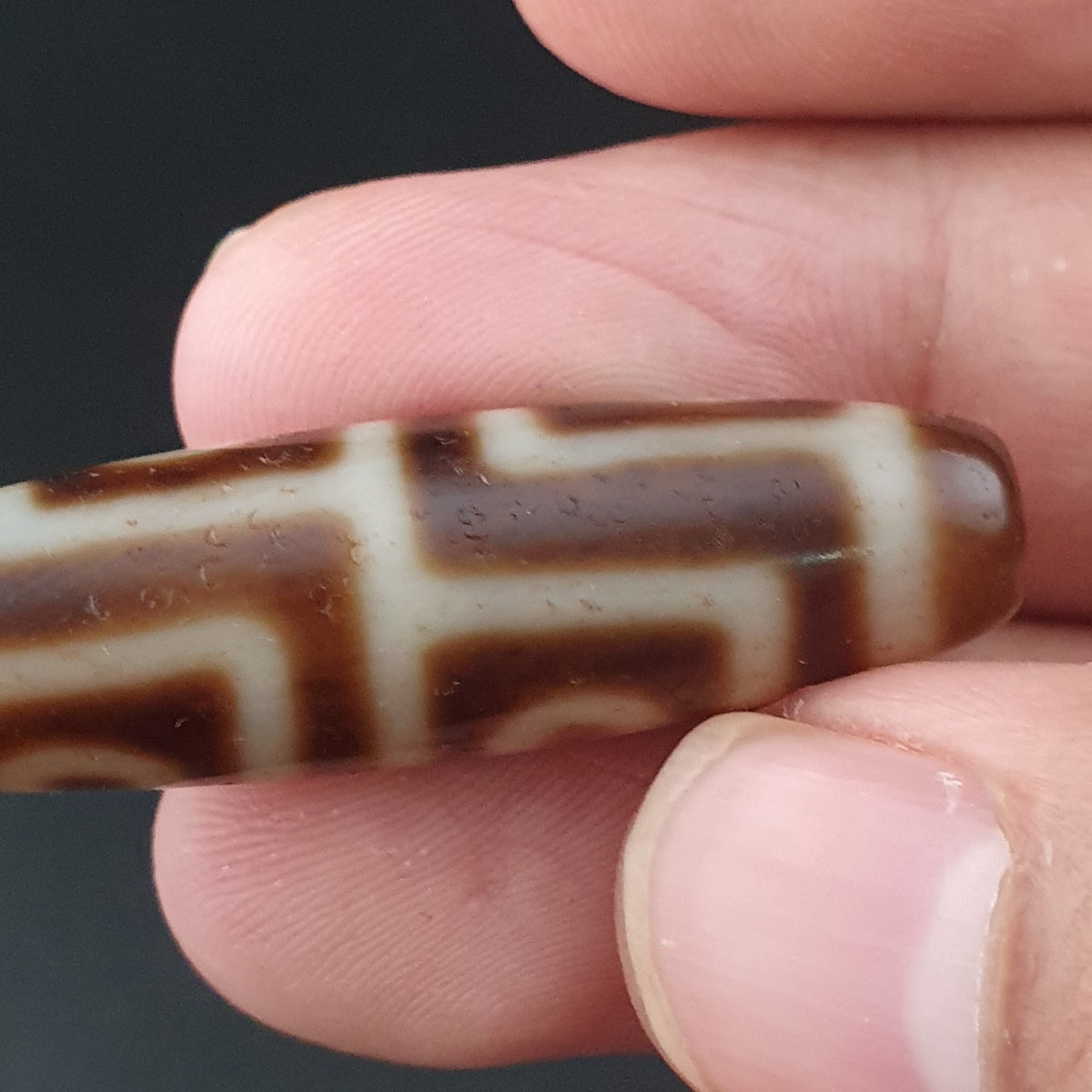 Antikes Himalaya-4-Augen-Tibet-Achat-Perlen-Amulett
