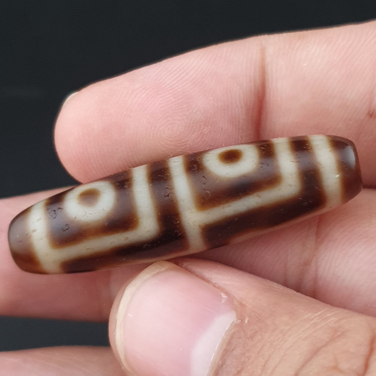 Antikes Himalaya-4-Augen-Tibet-Achat-Perlen-Amulett