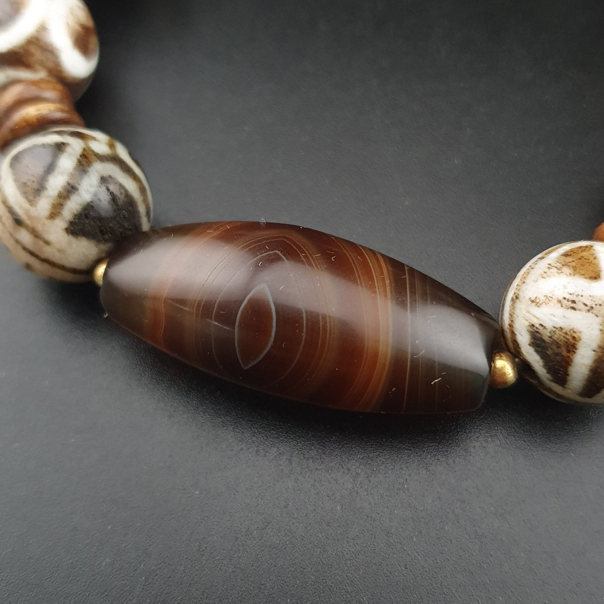 Antikes burmesisches Pumtek-Pyu & natürliches Achat-Suliemani-Augenperlen-Armband