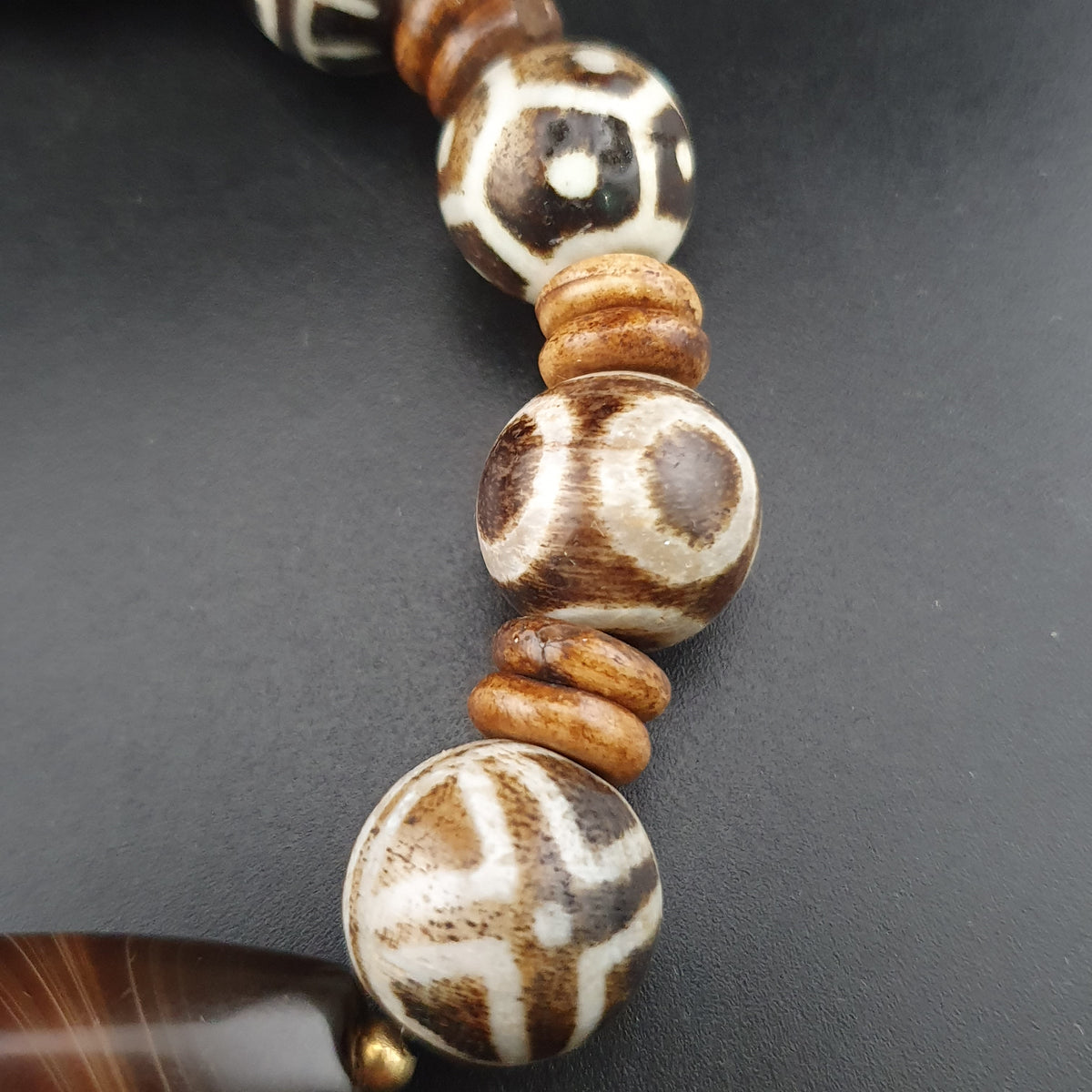 Antikes burmesisches Pumtek-Pyu & natürliches Achat-Suliemani-Augenperlen-Armband