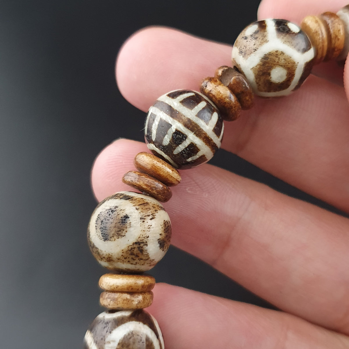 Antikes burmesisches Pumtek-Pyu & natürliches Achat-Suliemani-Augenperlen-Armband