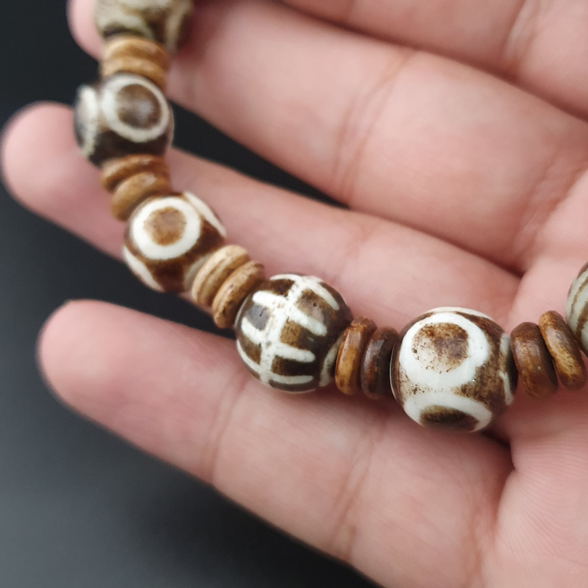 Antikes burmesisches Pumtek-Pyu & natürliches Achat-Suliemani-Augenperlen-Armband