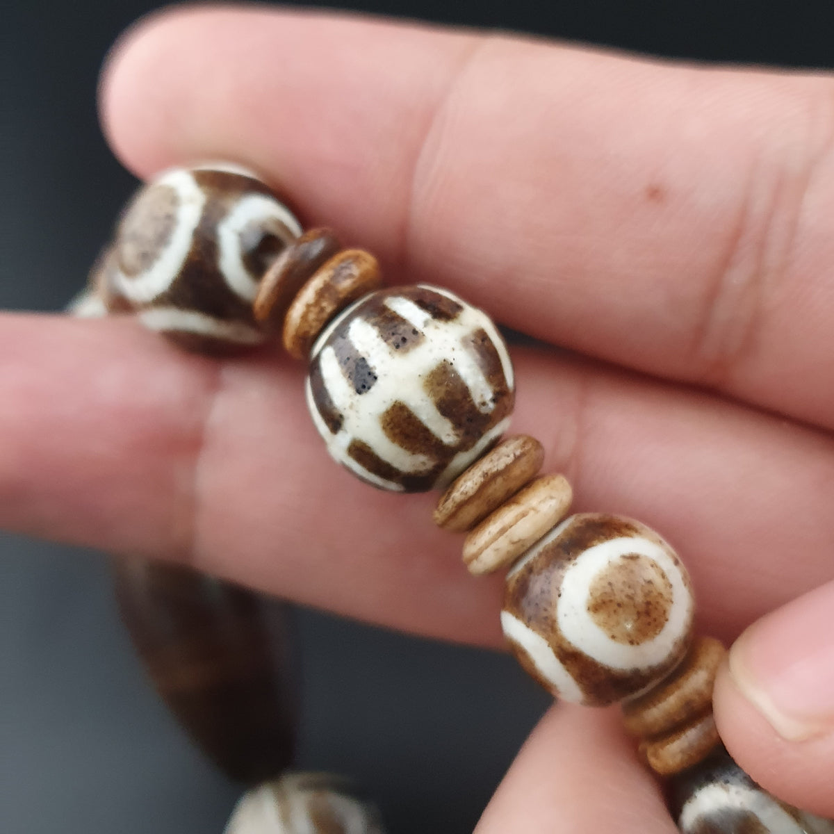 Antikes burmesisches Pumtek-Pyu & natürliches Achat-Suliemani-Augenperlen-Armband