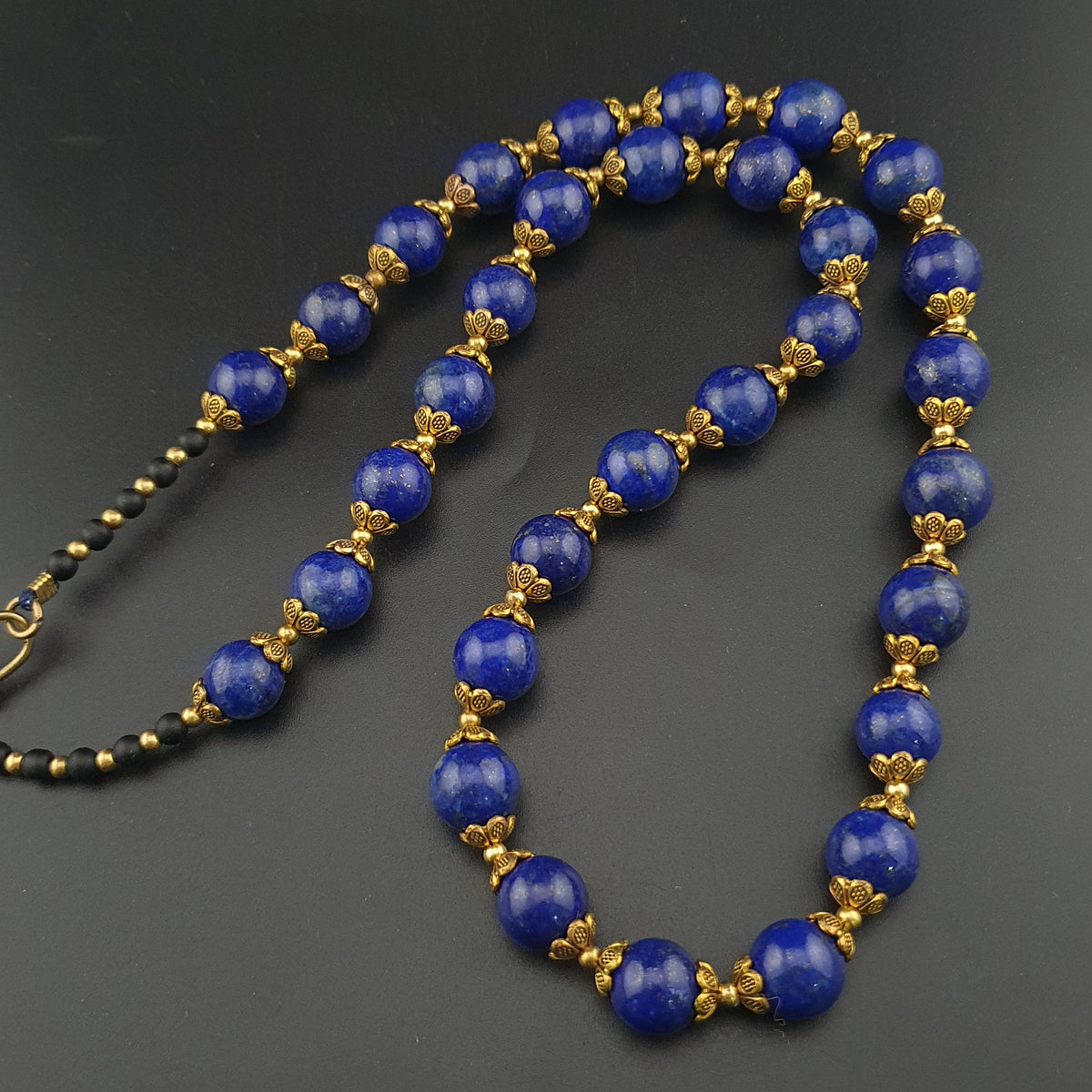 Vintage blau Lapislazuli & Messing Perlen Edelsteinkette