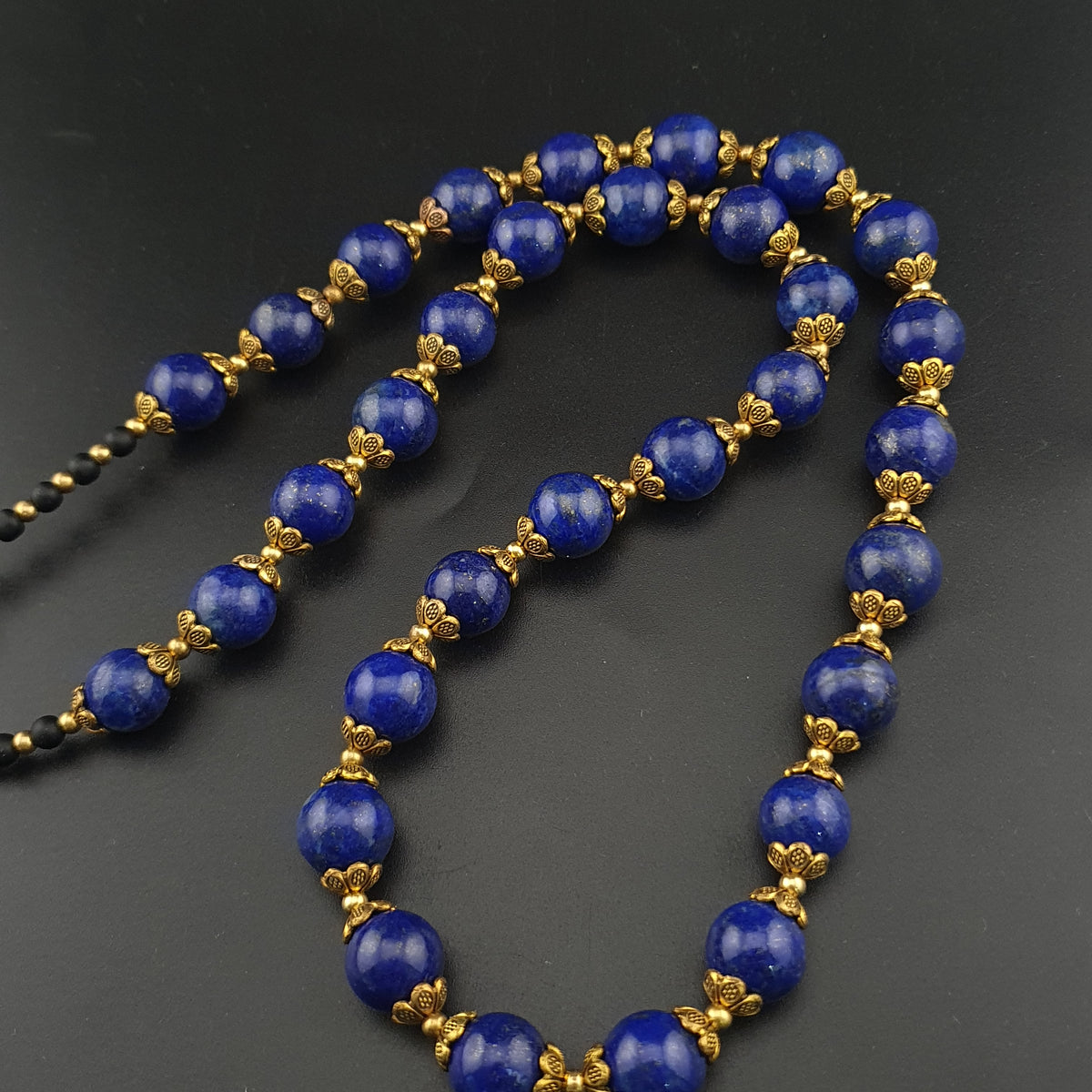 Vintage blau Lapislazuli & Messing Perlen Edelsteinkette