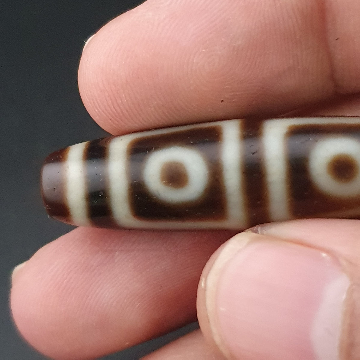 Antique Himalayan Tibetan 4 Eyes Agate Dzi Bead Amulet