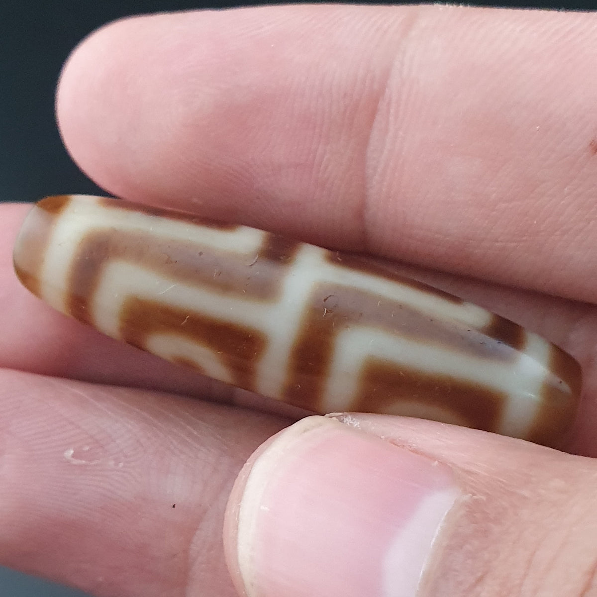 Ancienne Perle Dzi en Agate du Tibet Himalayen à 4 Yeux, Amulette
