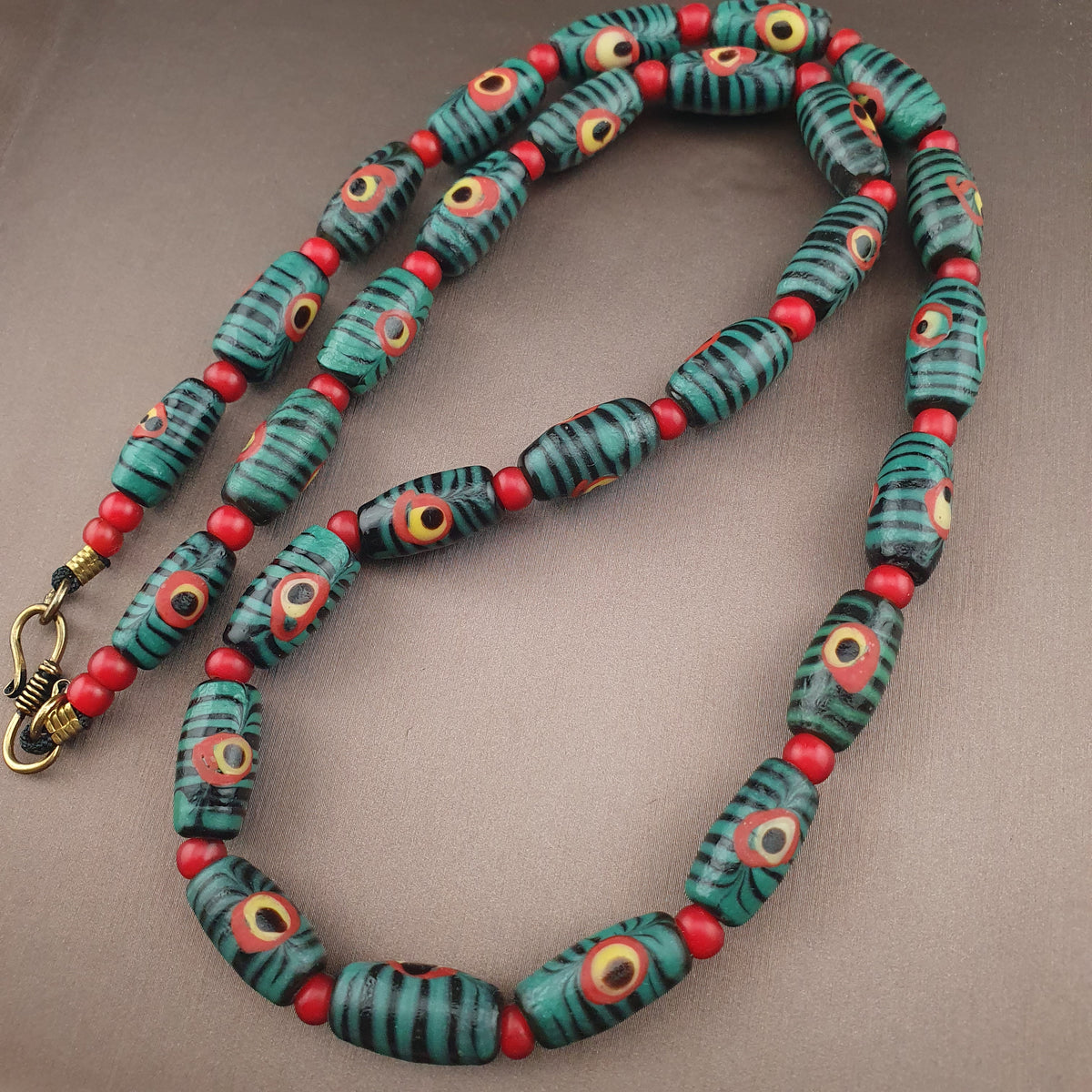 Collier de perles de verre Antique Gabri Eyes Feather Desgin & Venetian Whiteheart