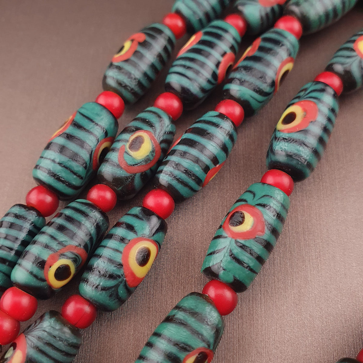 Collier de perles de verre Antique Gabri Eyes Feather Desgin & Venetian Whiteheart