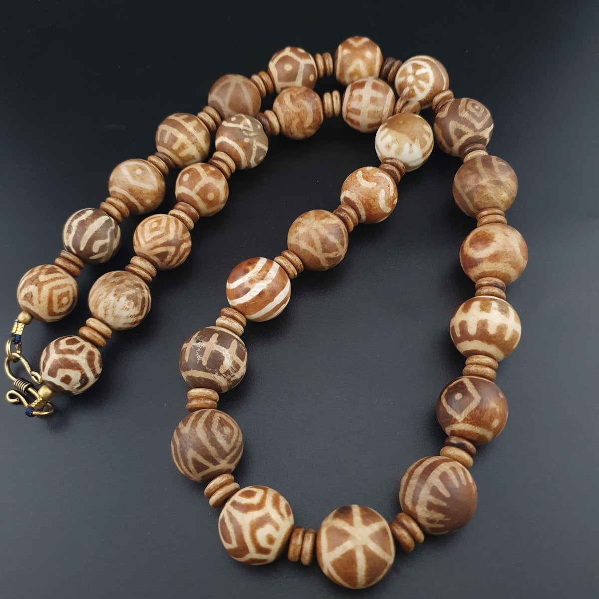 Collier de perles birmanes antiques Pumtek Pyu de 18-19 mm, 24 pouces