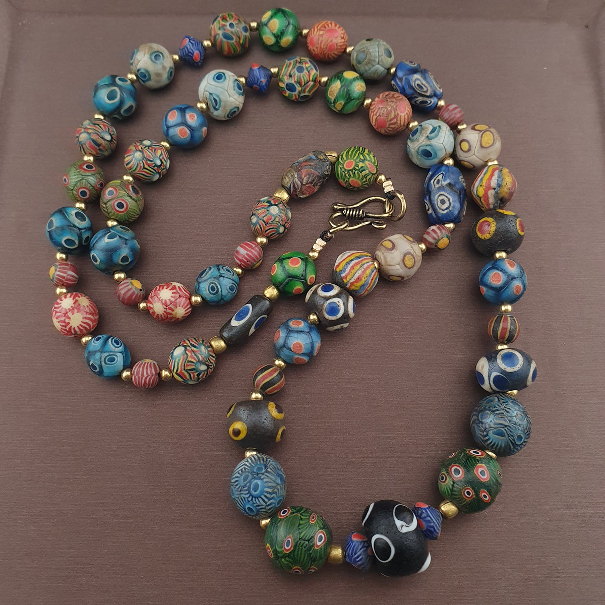 Collier de perles de verre antiques Gabri Mille Yeux 26 pouces