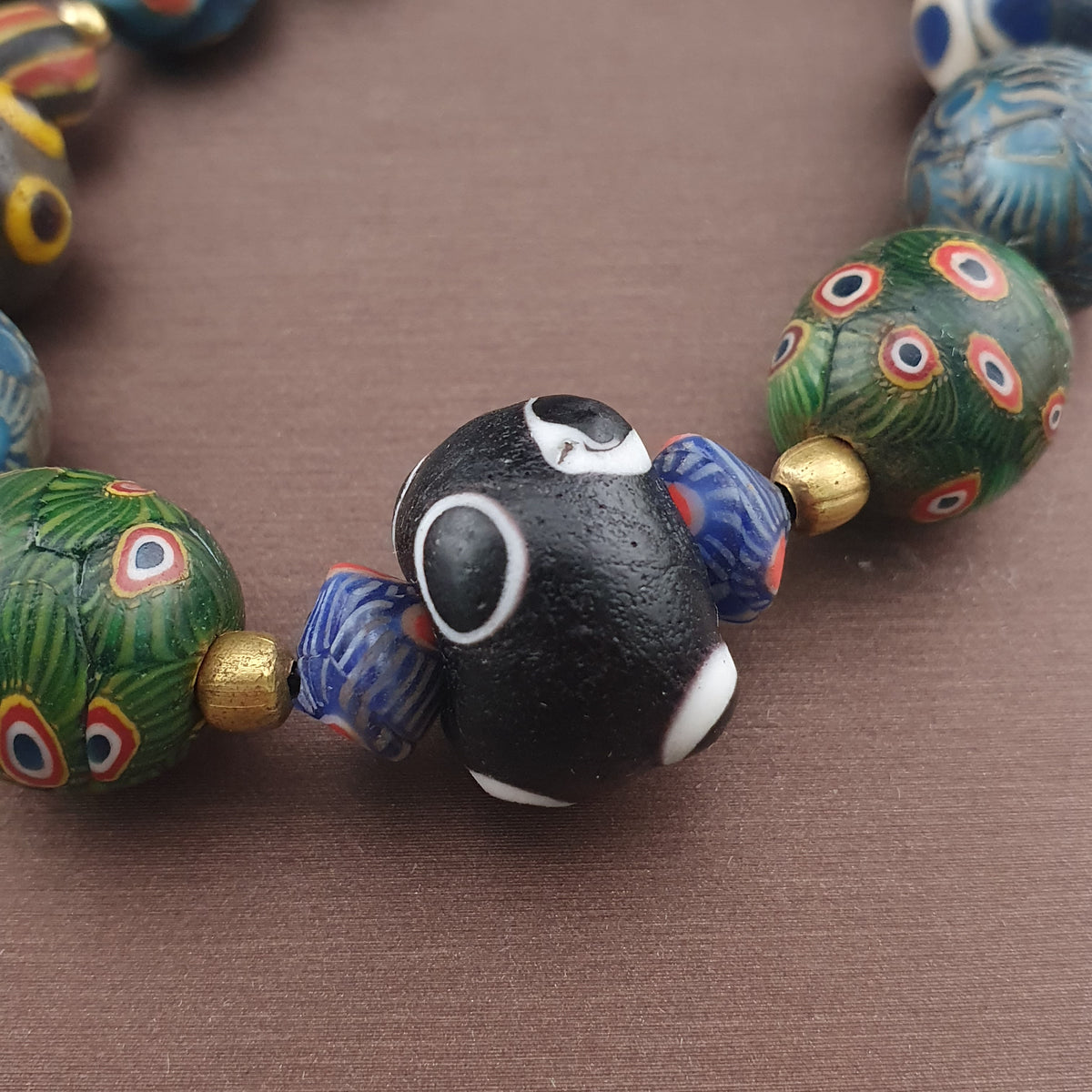 Collier de perles de verre antiques Gabri Mille Yeux 26 pouces