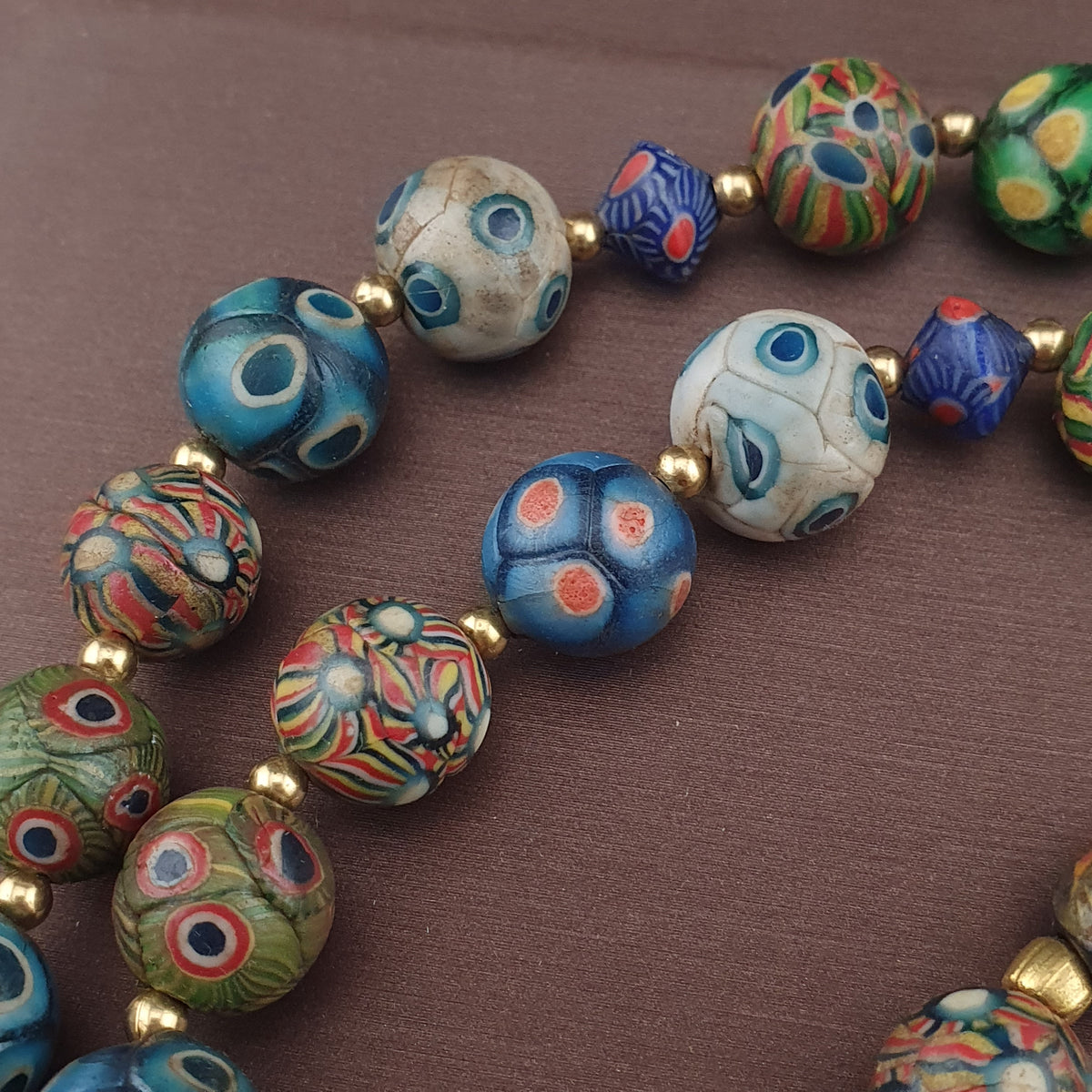 Collier de perles de verre antiques Gabri Mille Yeux 26 pouces