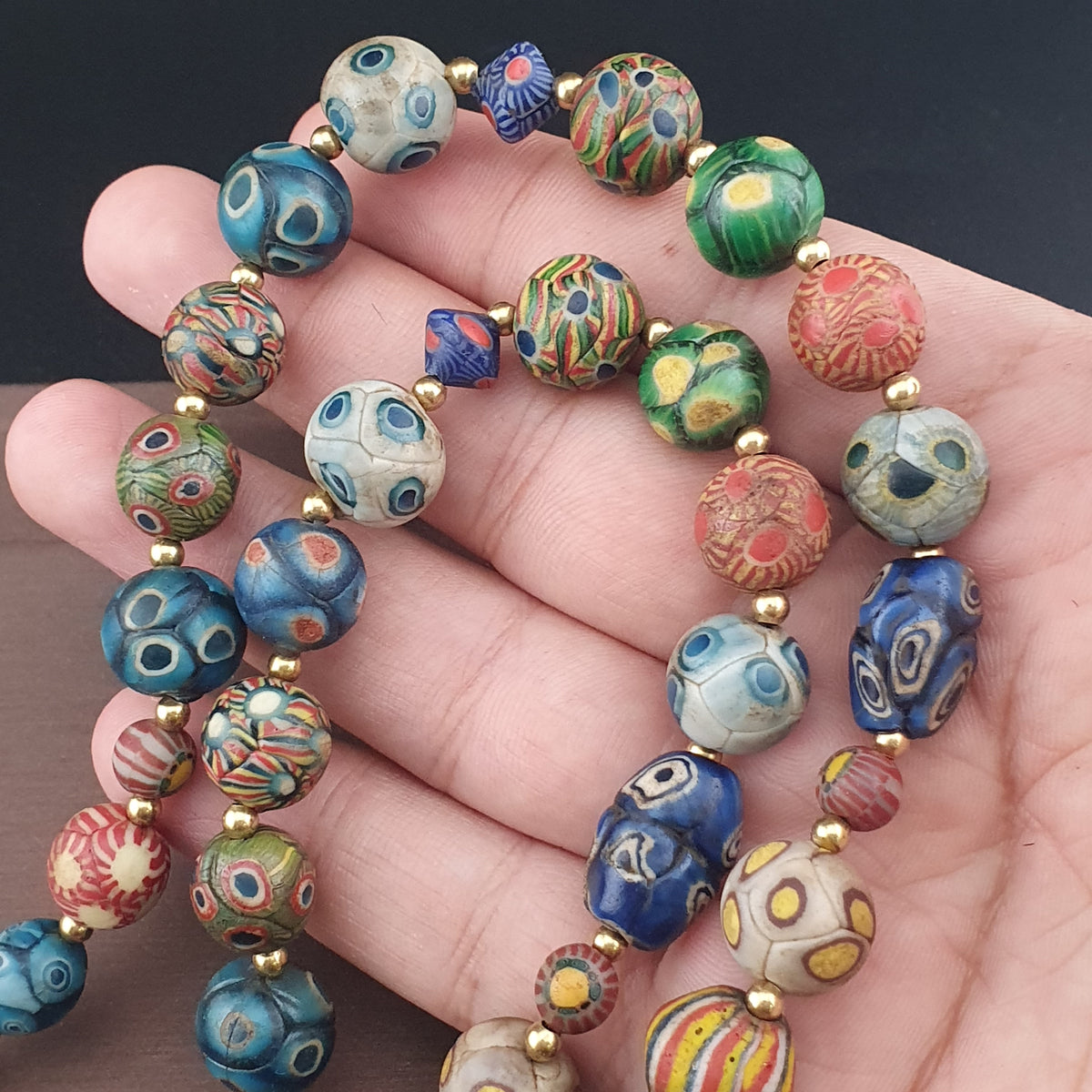 Collier de perles de verre antiques Gabri Mille Yeux 26 pouces